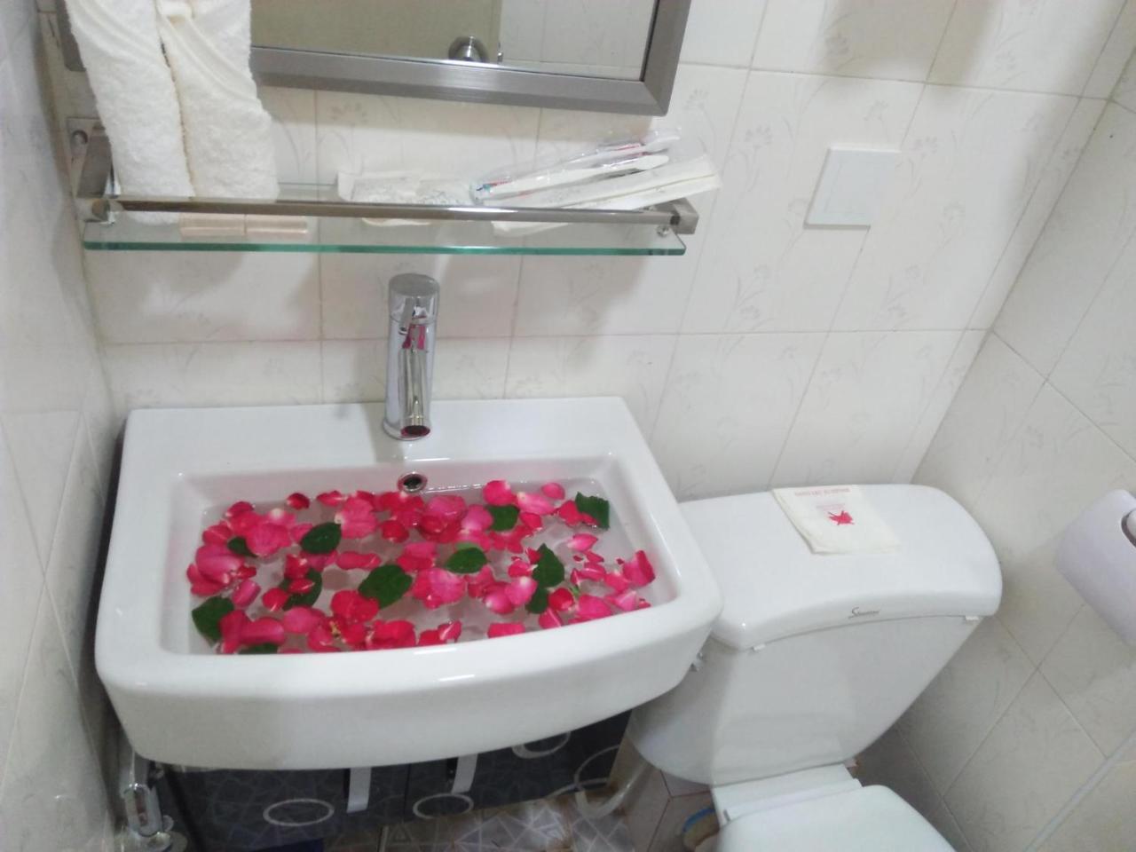 Hato Inn Yangon Luaran gambar